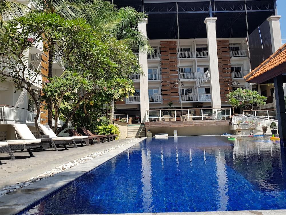 New Garden View Resort - Chse Certified Legian Buitenkant foto